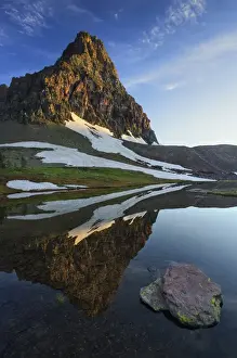 Images Dated 29th January 2010: Sunrise from Logan Pass, Glacier National Park, Montana