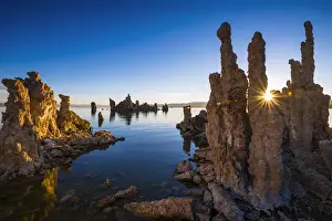 Shoreline Prints: Sunrise at the south shore of Mono Lake, Mono Basin National Scenic Area, California USA