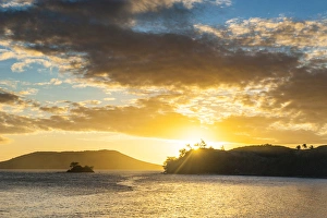 Images Dated 6th July 2011: Sunset over the beach of Safe Landing resort, Nacula island, Yasawas, Fiji, South Pacific