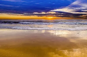 Sunset over the Channel Islands from San Buenaventura State Beach, Ventura, California, USA