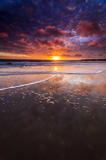 Images Dated 3rd March 2014: Sunset over the Channel Islands from Ventura State Beach, Ventura, California