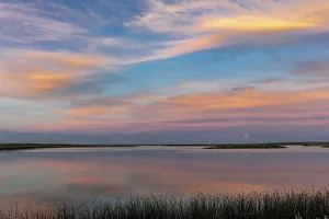 Images Dated 30th June 2018: Sunset clouds reflection at Medicine Lake National Wildlife Refuge, Montana, USA
