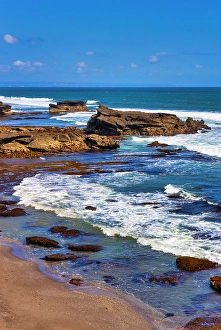 Images Dated 3rd April 2024: Sunset at rocky shoreline of Love Beach