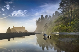 Images Dated 16th July 2007: Sunset at Ruby Beach, Olympic National Park, Washington, USA