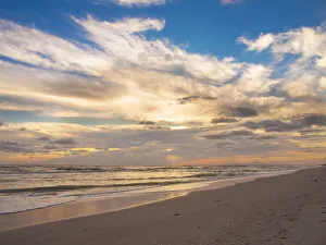 Images Dated 3rd September 2020: Sunset on Sanibel Island, Florida, USA