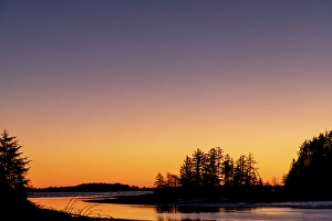 Images Dated 3rd December 2023: Sunset at Willapa National Wildlife Refuge in Washington State, USA