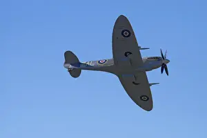 Images Dated 7th April 2012: Supermarine Spitfire - British and allied WWII Fighter Plane