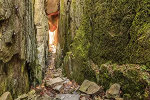 Images Dated 15th March 2019: Sweden, Bohuslan Province. Path through wedged rocks near Uddevalla