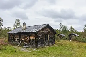 Fredrik Norrsell Prints: Sweden, Norrbotten. Old farm house along Inlandsvagen (E45), south of Karesuando