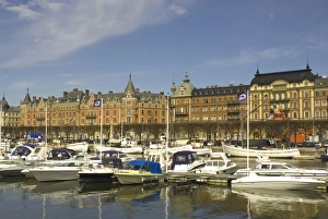 Images Dated 12th May 2010: Sweden. Stockholm. Ostermalm as seen from the marina