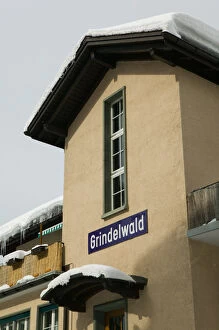 SWITZERLAND-Bern-GRINDELWALD: Grindelwald Train Station / Winter