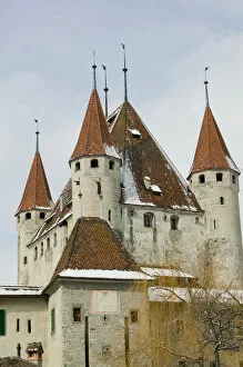 Images Dated 20th February 2005: SWITZERLAND-Bern-THUN: Schloss Thun: Town Castle (12th century) / Winter
