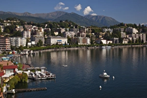 Images Dated 31st May 2009: SWITZERLAND, Ticino Canton, Lugano. Lakefront by Riva Caccia, morning