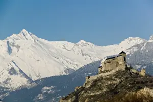 Images Dated 26th February 2005: SWITZERLAND-Wallis / Valais-SION: Basilique de Valere (12th century) & Snow Covered