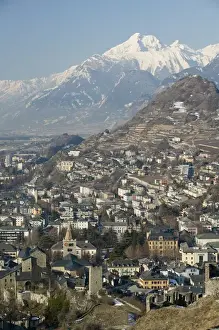 Images Dated 26th February 2005: SWITZERLAND-Wallis / Valais-SION: High Vantage Point Town View Morning / Winter