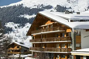Images Dated 26th February 2005: SWITZERLAND-Wallis / Valais-VERBIER: Ski Resort / Winter Ski Chalet