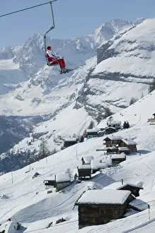 SWITZERLAND-Wallis / Valais-ZERMATT: Findeln / Winter Mountain Ski & Cafe Village