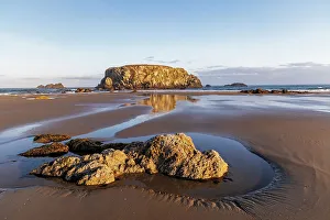 Pacific Coast Prints: Table Rock at Bandon, Oregon, USA