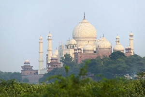 Uttar Pradesh Prints: Taj Mahal (UNESCO World Heritage site), Agra, India