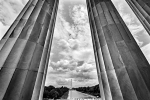 Images Dated 16th July 2021: Tall white columns, Lincoln Memorial, Washington DC. Dedicated 1922