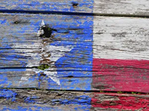 Images Dated 30th March 2017: Texas flag painted on old wood