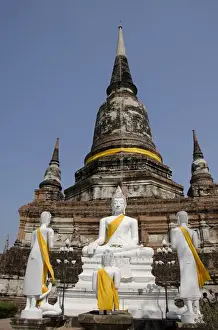 Images Dated 25th February 2012: Thailand, Ayutthaya. Wat Phra Chao Phya-thai (aka Wat Yi Chai-mongkol)