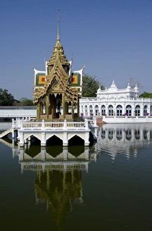 Images Dated 25th February 2012: Thailand, Bangkok. Ayuthaya Province. Bang Pa-in Palace (aka Royal Summer Palace)