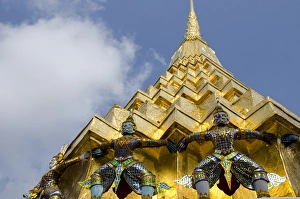 Images Dated 27th February 2012: Thailand, Bangkok. The Grand Palace, established in 1782