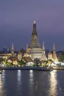 Cityscapes Collection: Thailand, Bangkok. Thonburi, Wat Arun detail