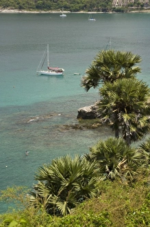 Images Dated 3rd April 2006: Thailand, Phuket, Nai Harn beach