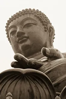 Images Dated 13th April 2016: Tian Tan (Alter of heaven) The Big Buddha and Po Lin Monastery