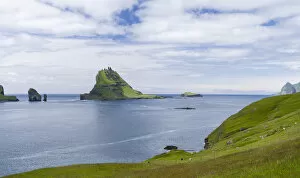 Denmark Gallery: Tindholmur in the Sorvagsfjordur. The island Vagar, part of the Faroe Islands