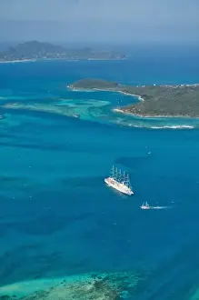 Images Dated 27th February 2011: Tobago Cays and Mayreau Island, St. Vincent and the Grenadines