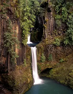Science Prints: Toketee Falls N. Umpqua River, Umpqua N. F. Oregon
