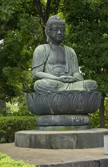 Images Dated 2029: Tokyo Japan quiet area with Buddha statue at Sensoji Temple at Tokyos oldest