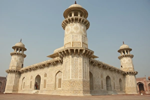 Images Dated 24th November 2012: Tomb of Itimad-ud-Daulah (Baby Taj), Agra, Uttar Pradesh, India
