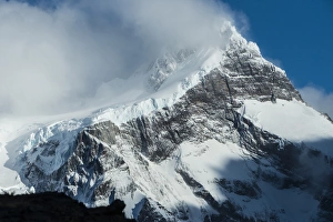Images Dated 12th April 2015: Torres del Paine mountain range