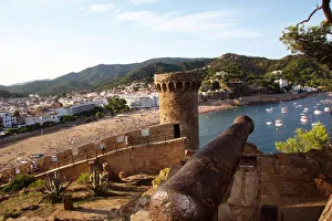 Images Dated 23rd August 2007: TOSSA DE MAR. Town located in the Costa Brava. Landscape coast. La Selva Region. Girona Province