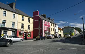 Images Dated 14th September 2006: Town of Castlemaine, Ireland, Houses, Street
