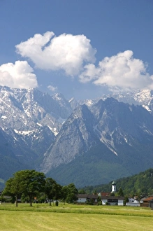 Images Dated 13th June 2006: The town of Farchant and the Austrian Alps in Southern Germany