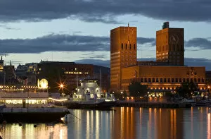 Town hall viewed from Aker Brygge