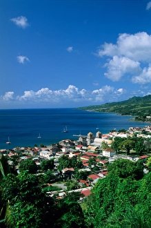 Images Dated 2nd October 2006: Town of Saint Pierre on the island of Martinique in the Caribbean Sea