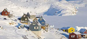 Images Dated 30th March 2021: The traditional and remote Greenlandic Inuit village Kullorsuaq located at the Melville