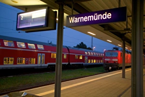 Images Dated 27th April 2005: train station