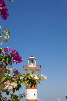 Images Dated 6th May 2006: Treasure Beach Lighthouse, Lovers Leap, Jamaica South Coast