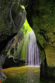 Images Dated 5th January 2023: Tukad Cepung Waterfall in the central mountains of Bali