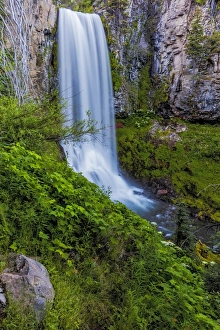 Bend Prints: Tumalo Falls in the Deschutes National Forest near Bend, Oregon, USA