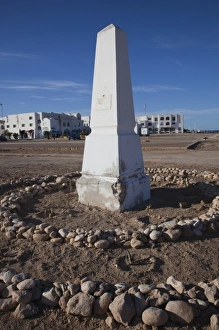 Images Dated 11th March 2010: Tunisia, Jerba Island, Houmt Souq, Tower of Skulls monument