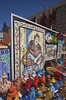 Tunisia, Sahara Desert, Douz, souq-market, pottery