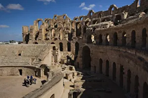 Tunisia Prints: Tunisia, Tunisian Central Coast, El Jem, Roman Colosseum, b. 238 AD